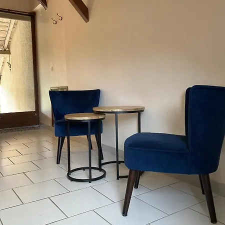 Oda ve Kahvaltı Privee Avec Salle De Douche Feneyrols